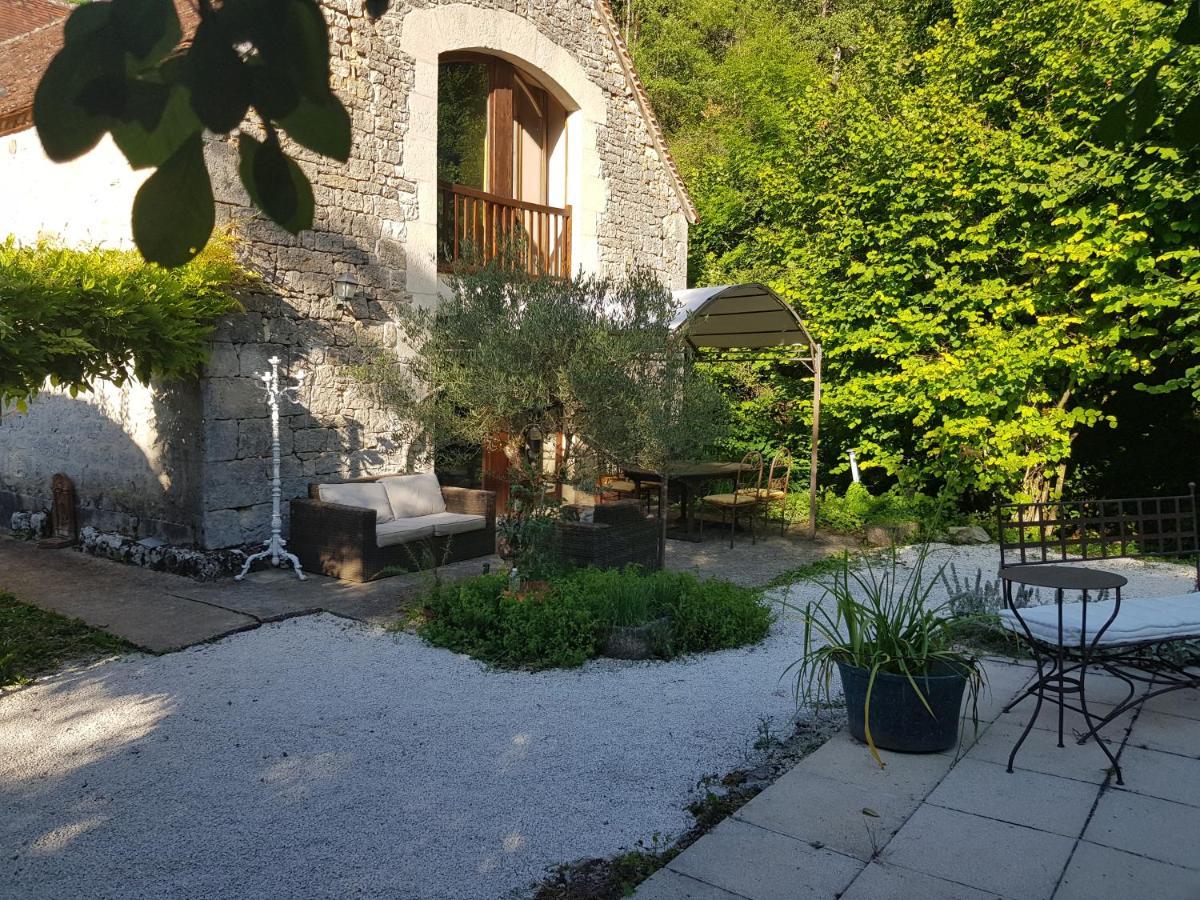 Le Moulin De Jules Et Akasha Bed & Breakfast Labastide-Murat Ngoại thất bức ảnh